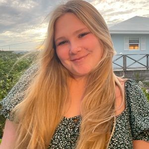 Meet your Posher, Lizzy